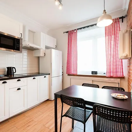 Ogrodowa White Apartment Warsaw